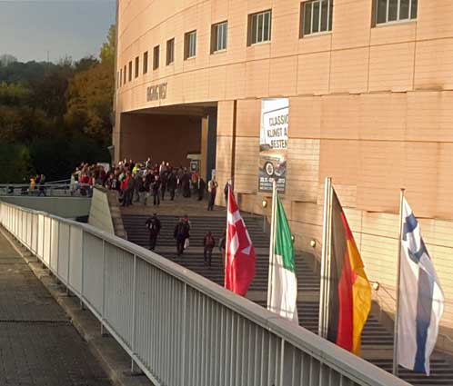 Approaching the West entrance on day 1